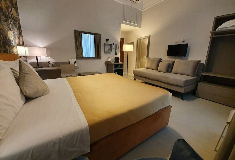 اتاق سوپریور سه تخته, Maxim Axial