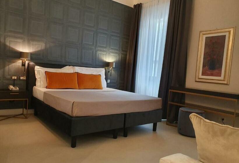 اتاق لوکس, Maxim Axial