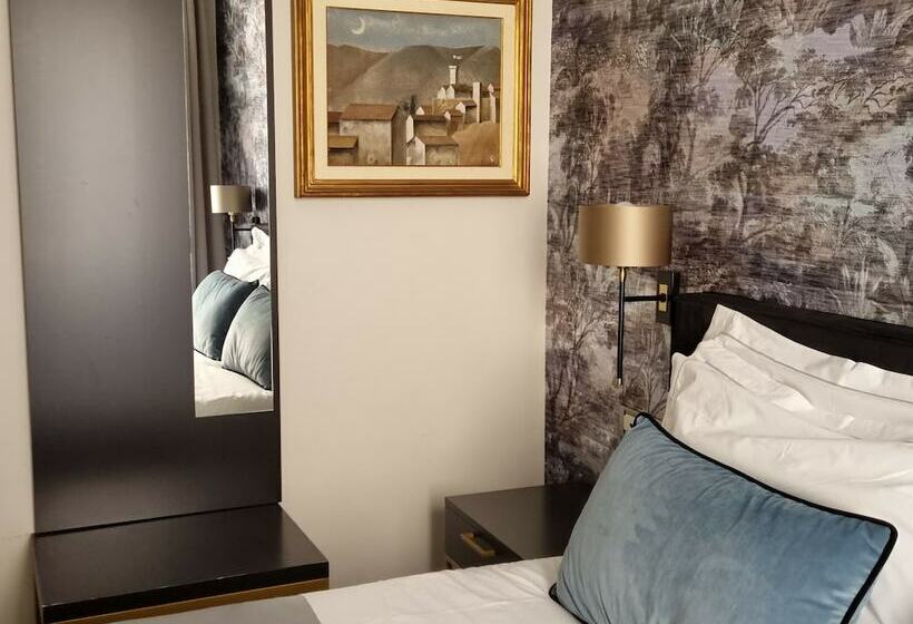 سوییت, Maxim Axial