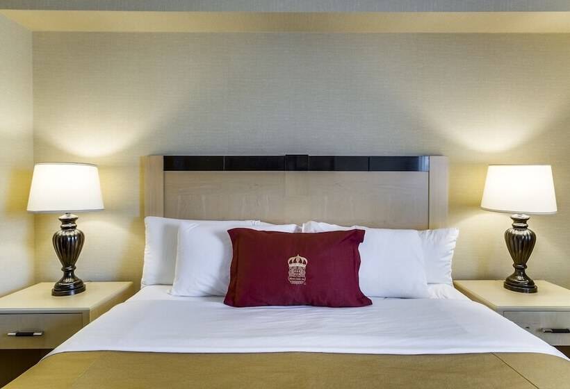 חדר סטנדרט מיטה זוגית, Monte Carlo Inn Barrie   Newly Renovated