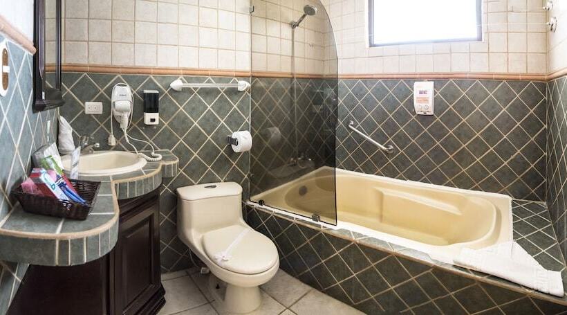 غرفة قياسية ثلاثية, Nacazcol  Playas Del Coco