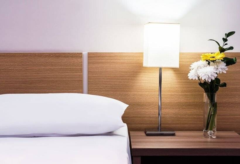 스탠다드 룸, Nacional Inn Porto Alegre   Próximo Ao Araújo Vianna E Ao Complexo Hospitalar Santa Casa