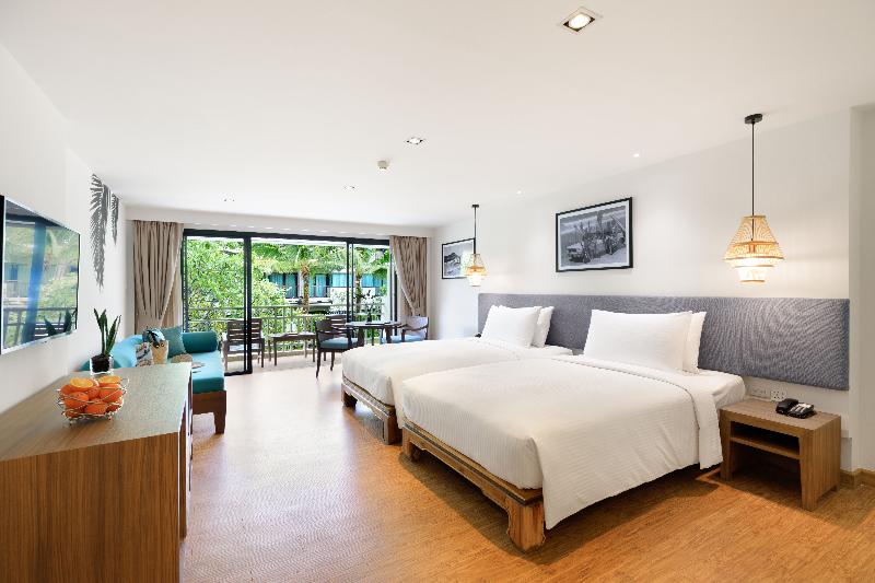 Quarto Deluxe com Sacada, Outrigger Khao Lak Beach Resort   Sha Extra Plus