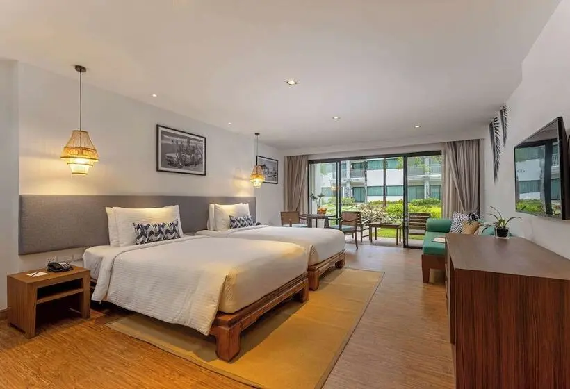 Premium room with terrace, Outrigger Khao Lak Beach Resort