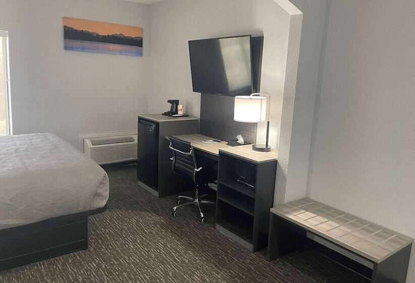 جناح, Quality Suites