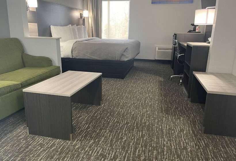 جناح, Quality Suites