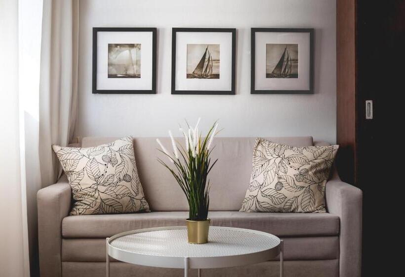Suite, Satori