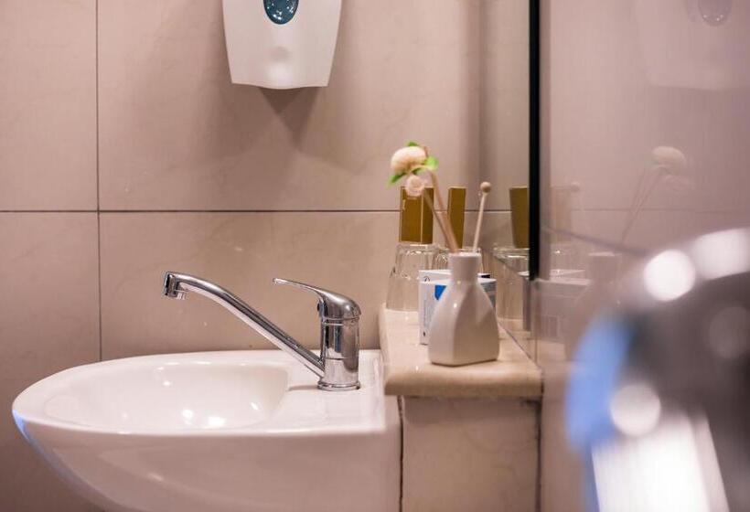 Superior Kamer, Satori