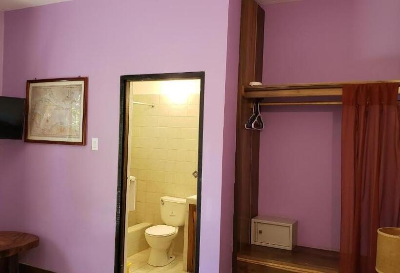 اتاق استاندارد, Sunrise Club