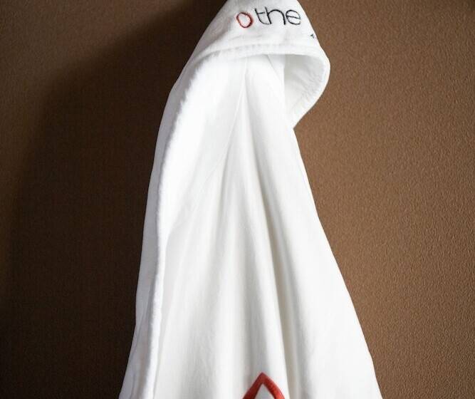 سوییت, The Vine