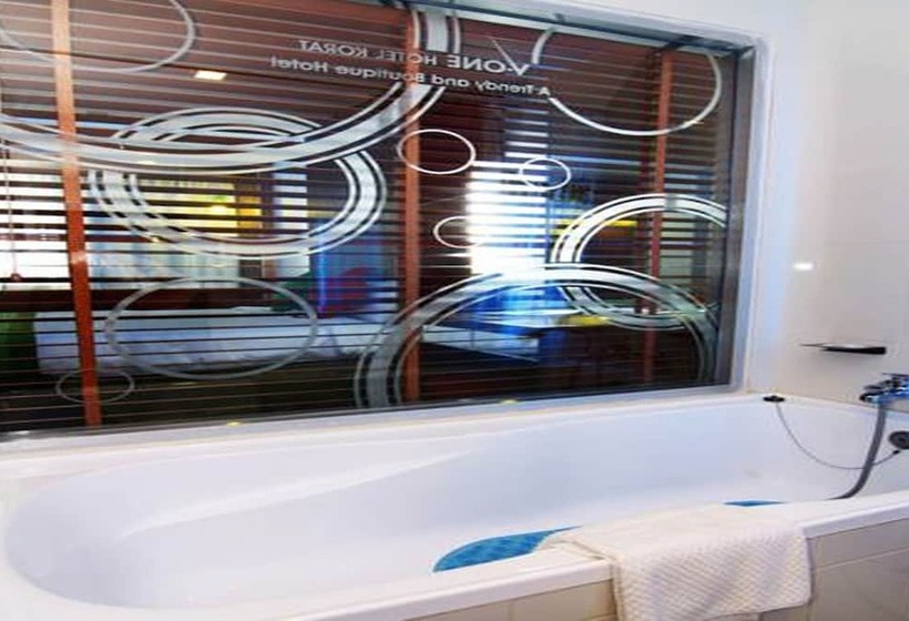 デラックスルーム, V One Hotel Korat