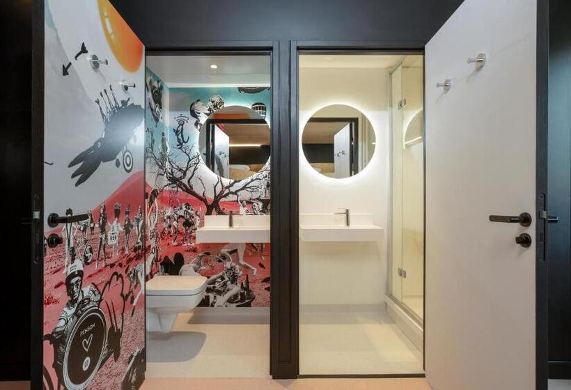 Chambre Quadruple Standard, Jo&Joe Paris Nation