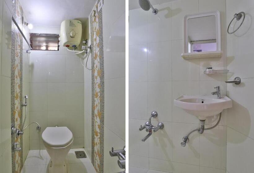 Трехместный Номер Классика, Maninagar Residency