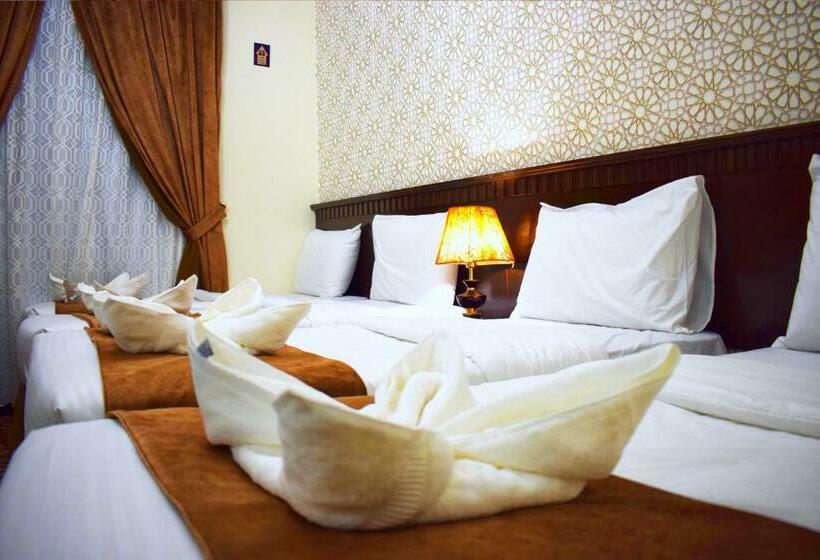 اتاق استاندارد سه نفره, Mohamadia Al Zahra