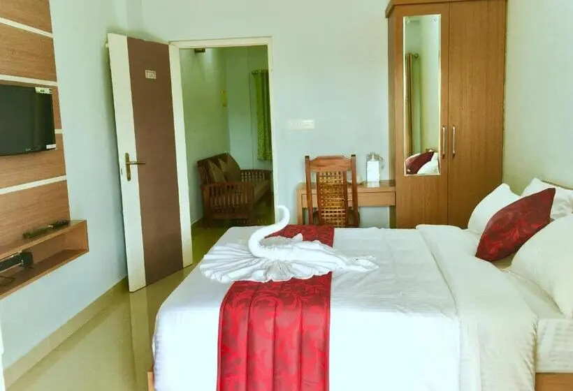 Huoneisto 2 Makuuhuonetta, T Homes Thekkady