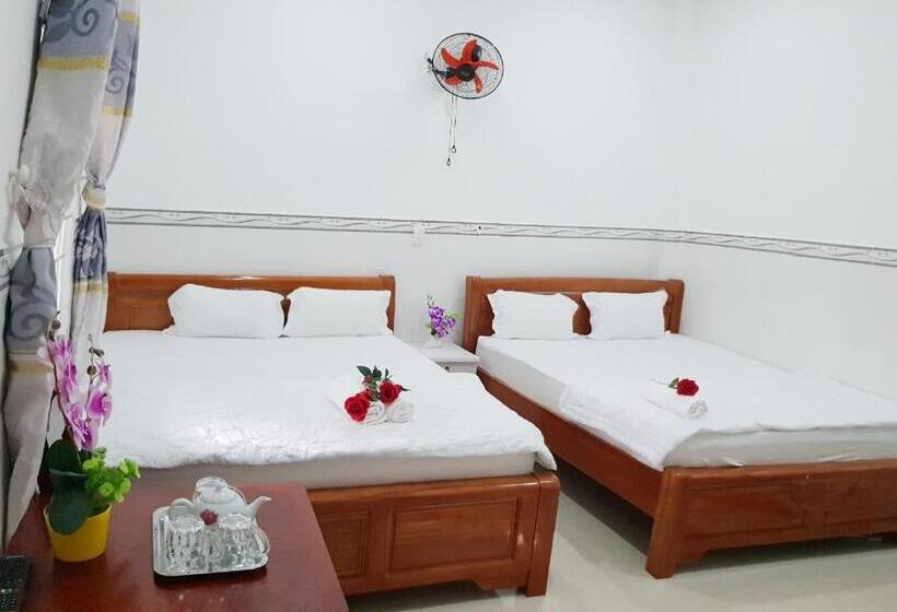 اتاق استاندارد چهار تخته, Hai Phuong Tuyen Guesthouse