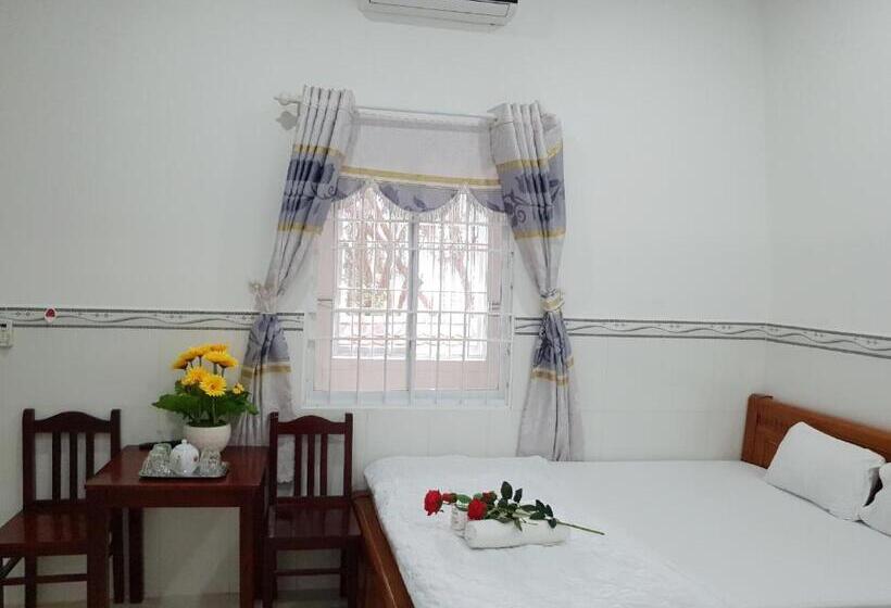 اتاق استاندارد چهار تخته, Hai Phuong Tuyen Guesthouse