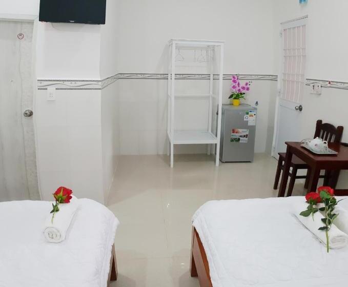 اتاق استاندارد چهار تخته, Hai Phuong Tuyen Guesthouse