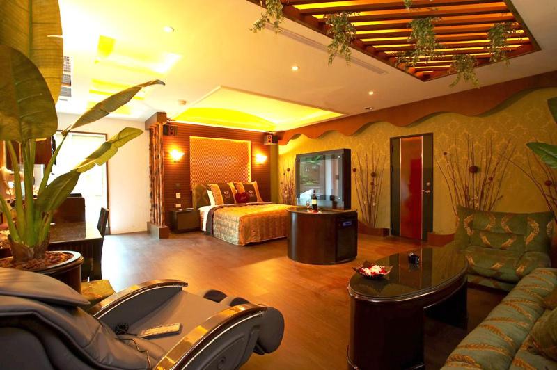 اتاق سوپریور, Pgs Motel