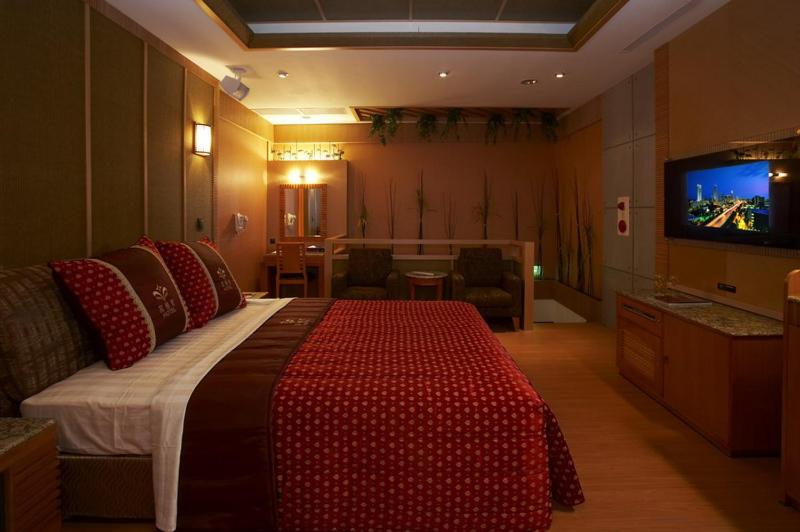 اتاق اکونومی, Pgs Motel