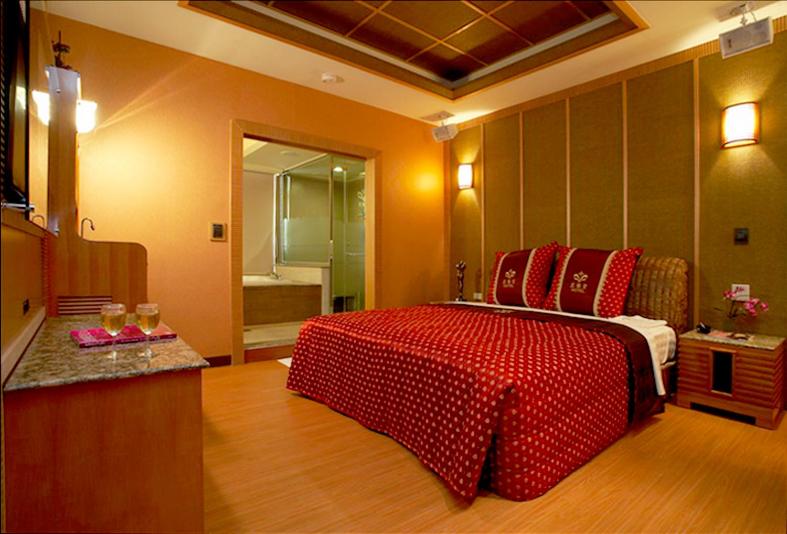 اتاق اکونومی, Pgs Motel