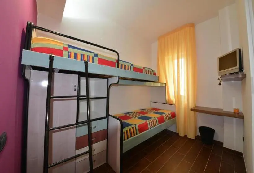 Deluxe Neljän Hengen Huone, B&b Casa Camasso