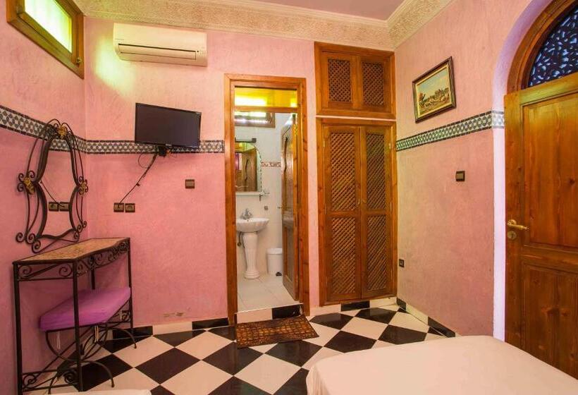 Quarto standard, Riad Saad