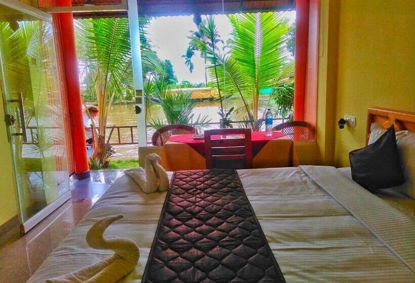 Standard-huone King-vuode, The Lake Paradise Boutique Resort