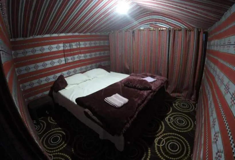 اتاق لوکس سه تخته, Khaled's Camp