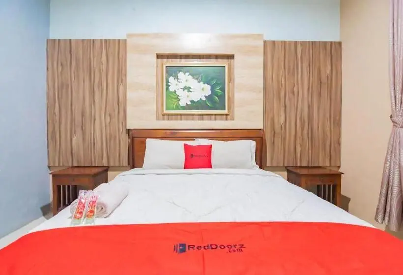 スタンダードルーム, Reddoorz Resort Premium @ Sangkan Hurip Kuningan