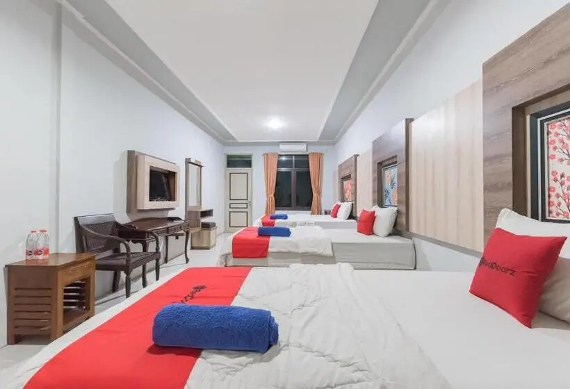 ファミリールーム, Reddoorz Resort Premium @ Sangkan Hurip Kuningan
