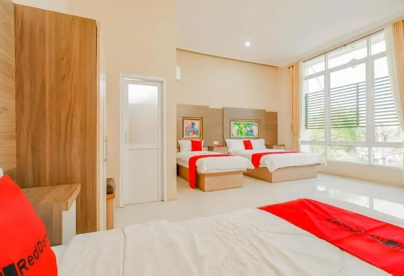 ファミリールーム, Reddoorz Resort Premium @ Sangkan Hurip Kuningan