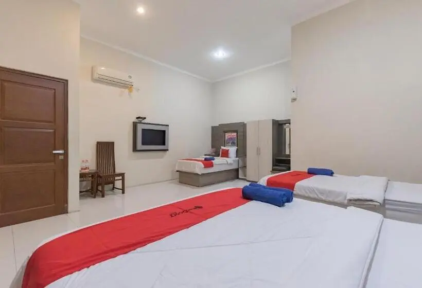 ファミリールーム, Reddoorz Resort Premium @ Sangkan Hurip Kuningan