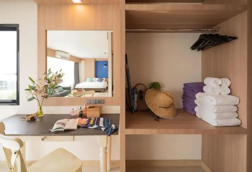 Perhehuone, The Sixteenth Naiyang Beach Hotel  Free Schedule Airport Shuttle