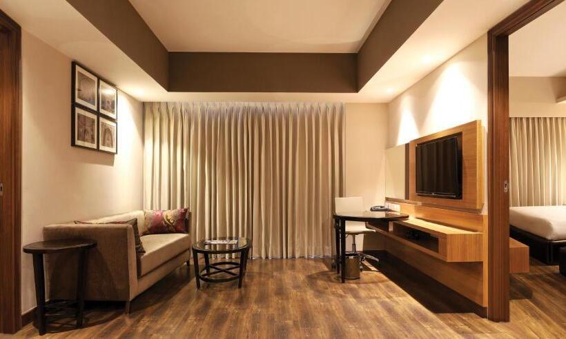 Suite 2 Quartos, Lemon Tree Hotel, Sector 68, Sohna Road, Gurugram