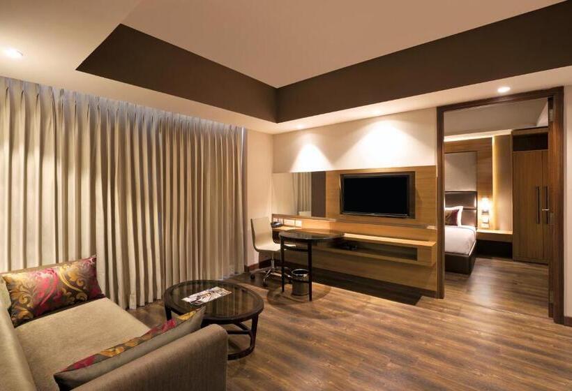 Suite 2 Quartos, Lemon Tree Hotel, Sector 68, Sohna Road, Gurugram