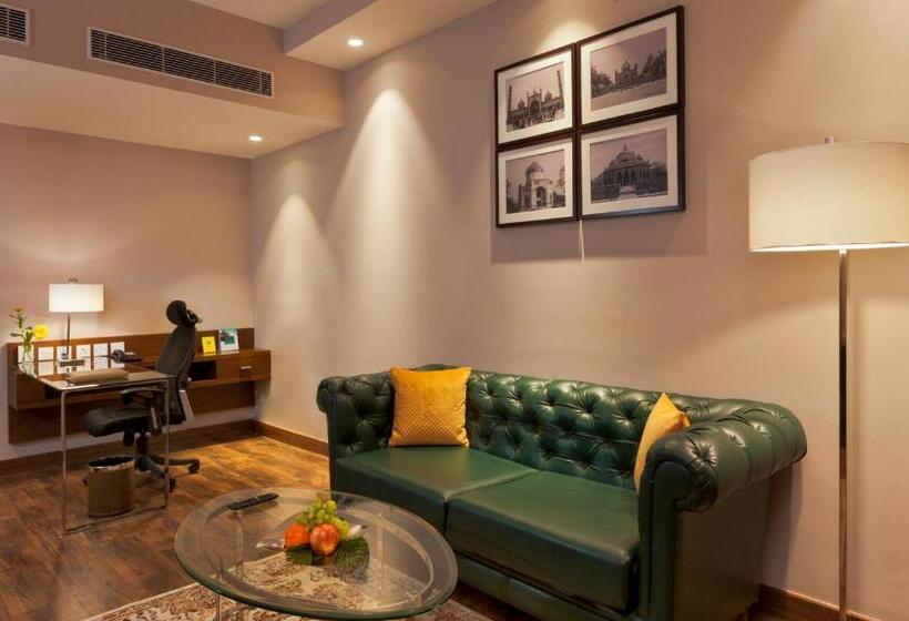 Suite Executiva, Lemon Tree Hotel, Sector 68, Sohna Road, Gurugram