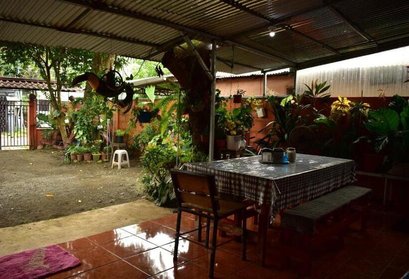 エコノミールーム, Casa Quepos