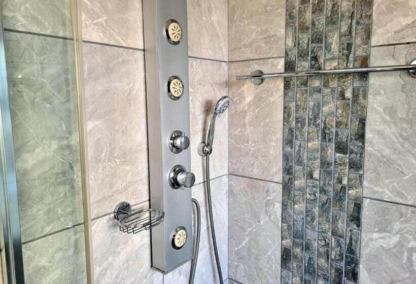 غرفة عائلية, Crystal Lagoon Lodge