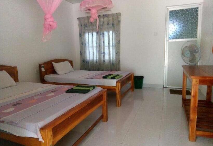 Quarto Deluxe, Sea Shadow