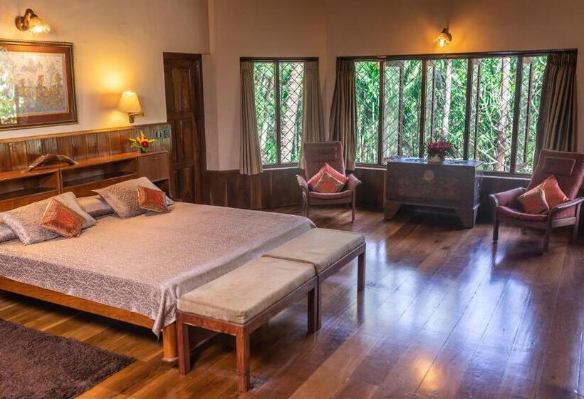 סוויטה אקזקיוטיב, Tranquil Resort   Blusalzz Collection, Wayanad   Kerala