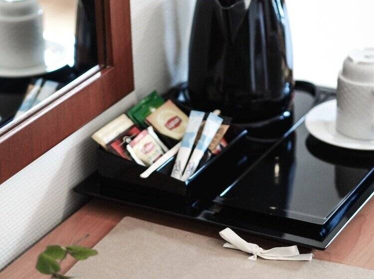 标准单人间, Brattvåg Fjordhotell