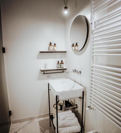 标准间, Ca Bela  Porta Romana