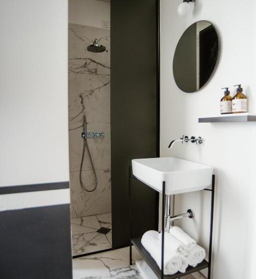 高级三人间, Ca Bela  Porta Romana