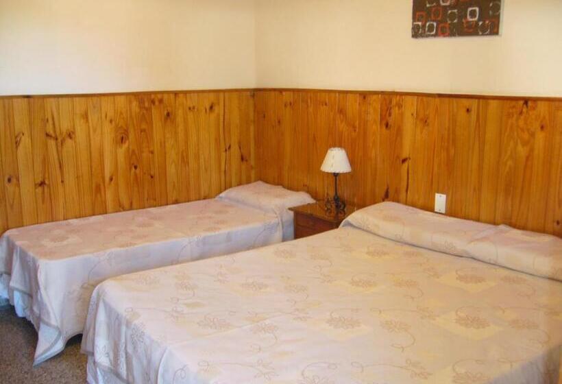 חדר סטנדרט לשלושה, Amanitas Posada