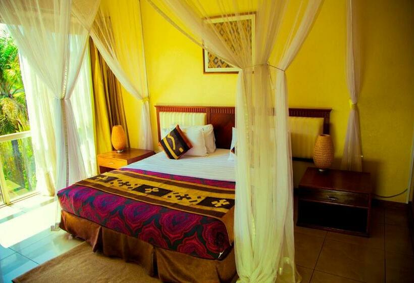 Deluxe Quadruple Room, Humura Resorts