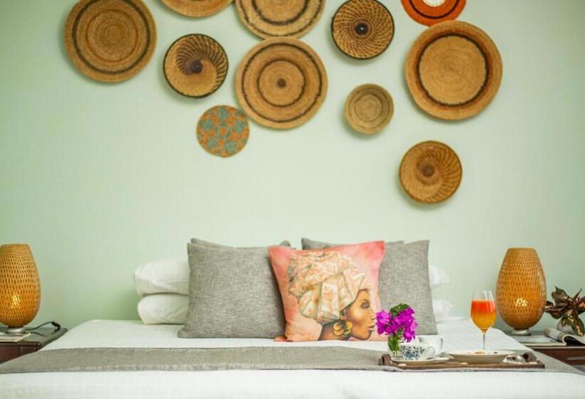 Suite, Humura Resorts