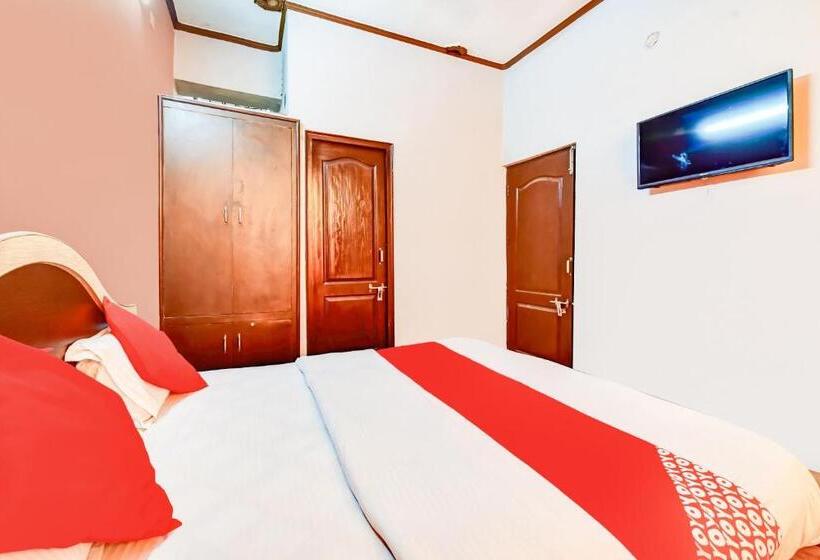 Трехместный Номер Классика, Oyo 77868  Taj