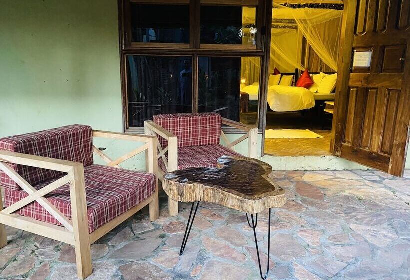 اتاق استاندارد, Afro Smiles