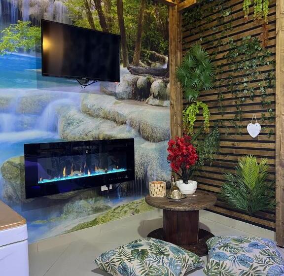 Люкс с гидромассажем, The Flower Garden